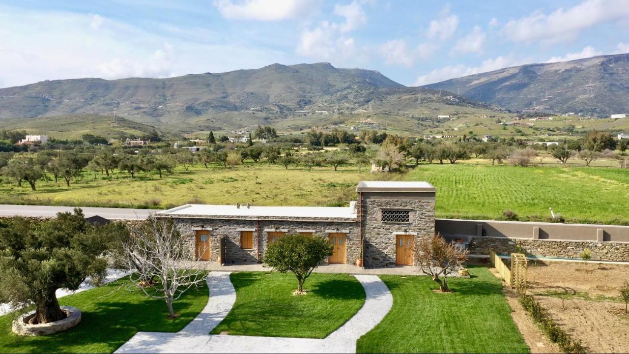 Peristerionas Estate Apartment Каристос Екстериор снимка