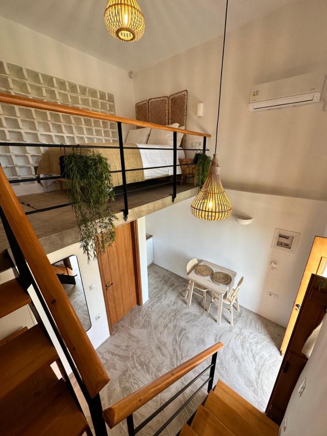 Peristerionas Estate Apartment Каристос Екстериор снимка